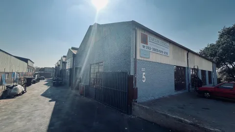 5 Neutron road, Chloorkop